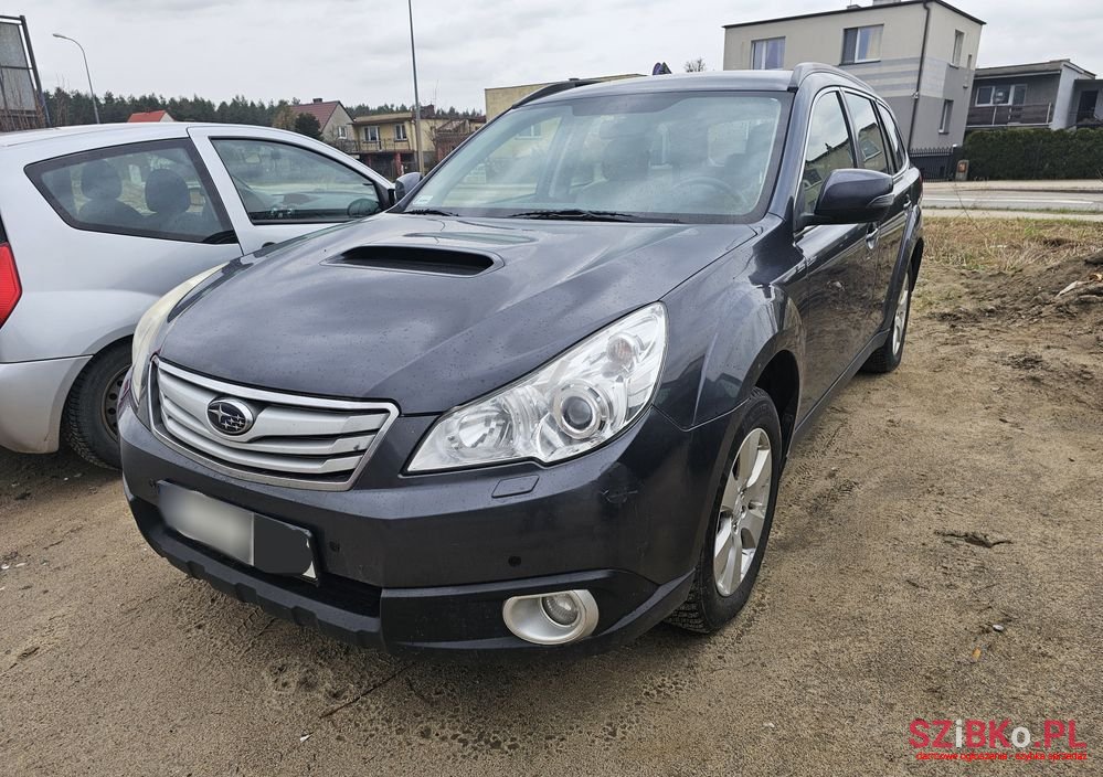 2014' Subaru Outback photo #3