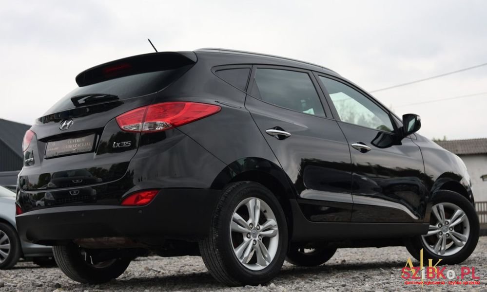 2013' Hyundai ix35 photo #2