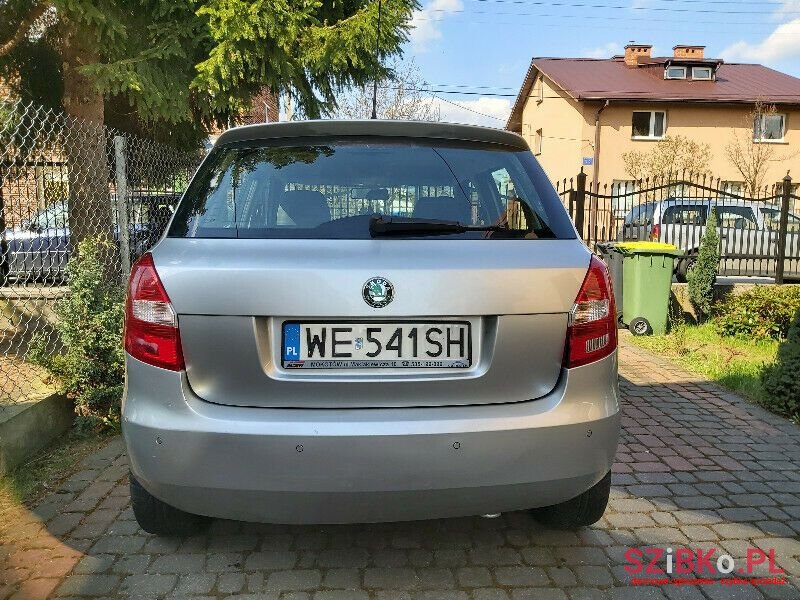 2012' Skoda Fabia photo #4