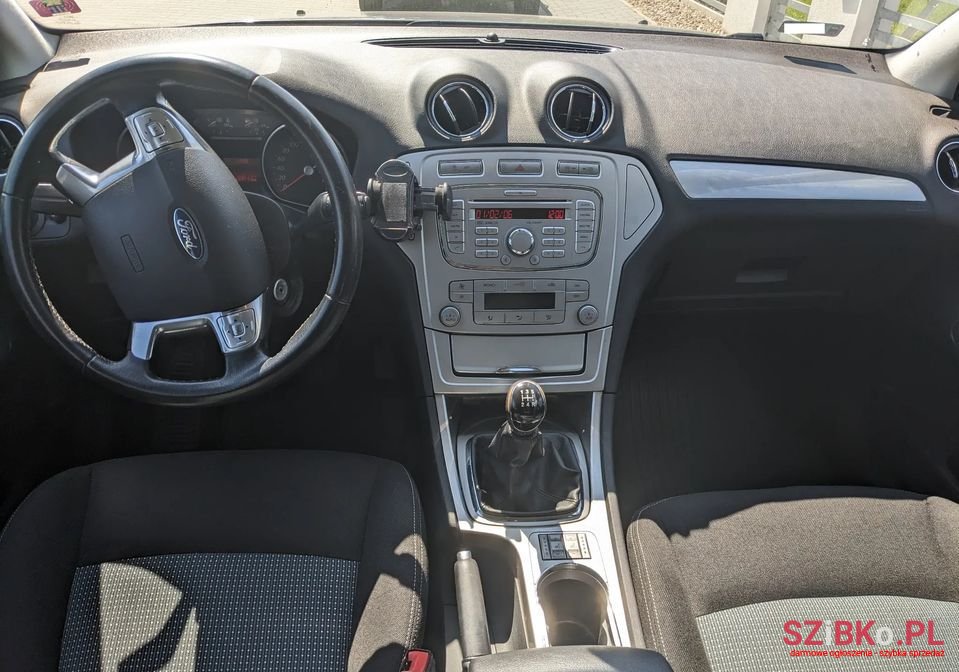 2009' Ford Mondeo photo #2