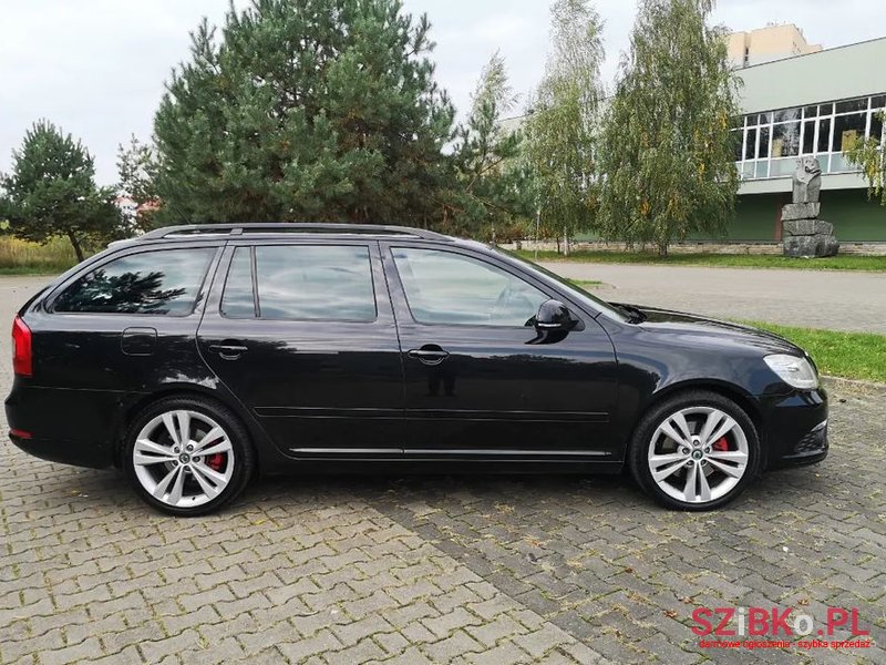 2009' Skoda Octavia photo #4