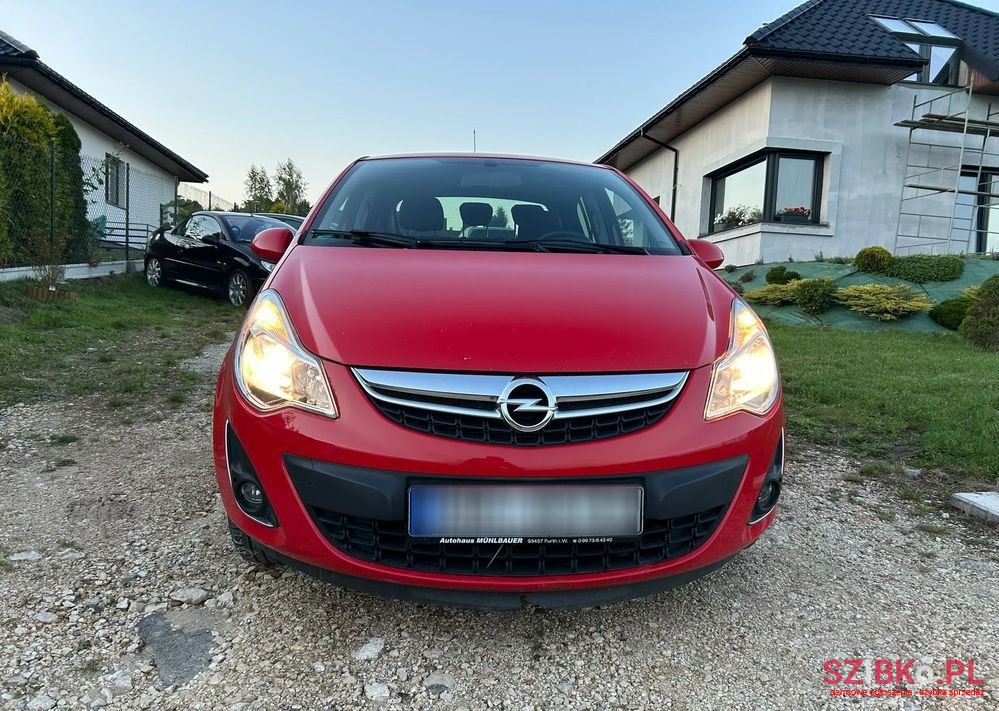 2012' Opel Corsa 1.4 16V Edition photo #3