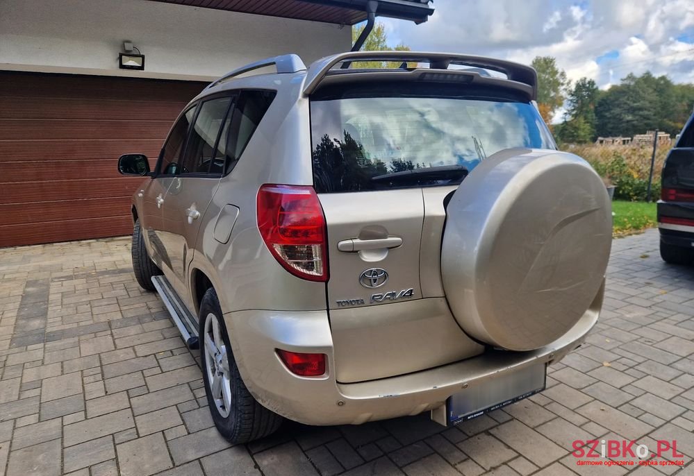 2007' Toyota RAV4 2.2 D-4D Premium photo #6