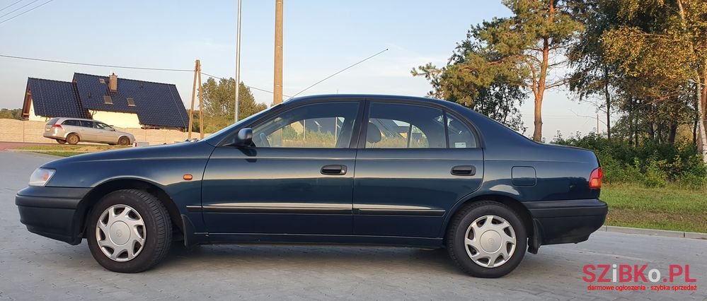 1996' Toyota Carina photo #2