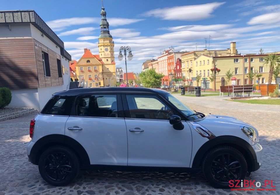 2011' MINI Countryman photo #4