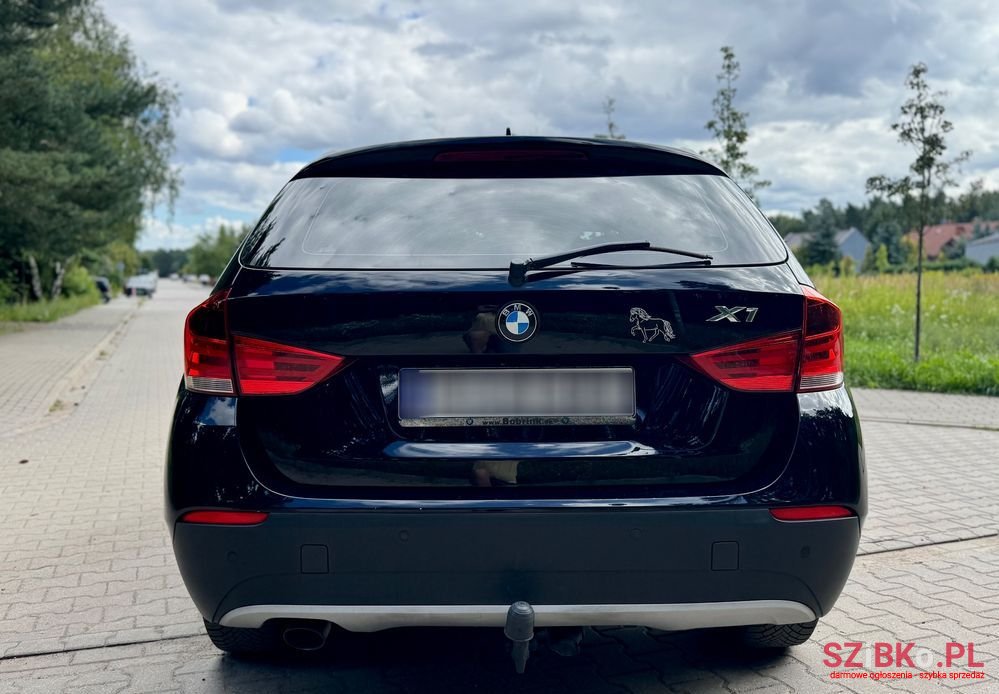 2011' BMW X1 Sdrive18D Xline photo #5