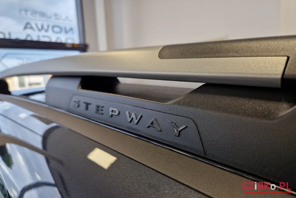 2022' Dacia Sandero Stepway photo #5