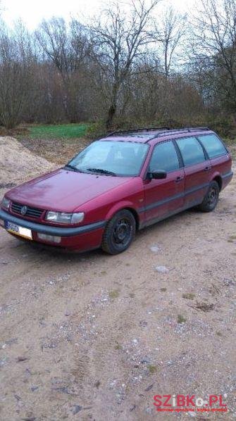 1995' Volkswagen Passat photo #4
