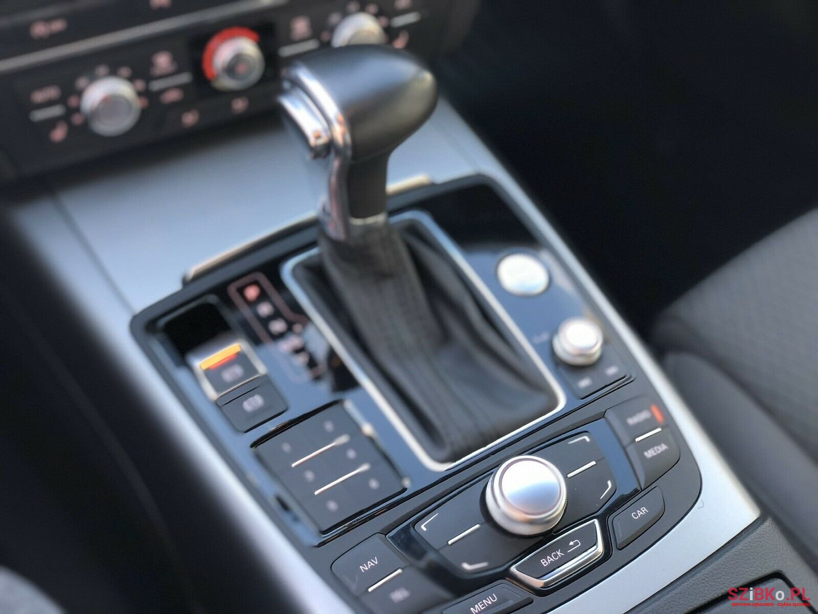 2013' Audi A6 photo #3