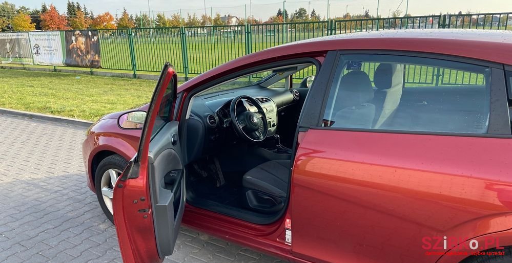 2008' SEAT Leon 1.8 Tsi R Edition photo #2
