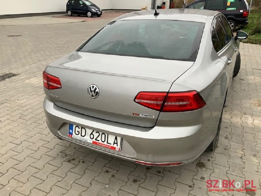 2016' Volkswagen Passat B8 Limousine, Highline photo #3