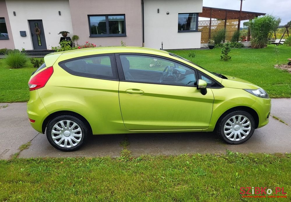 2010' Ford Fiesta 1.25 Trend Edition photo #5