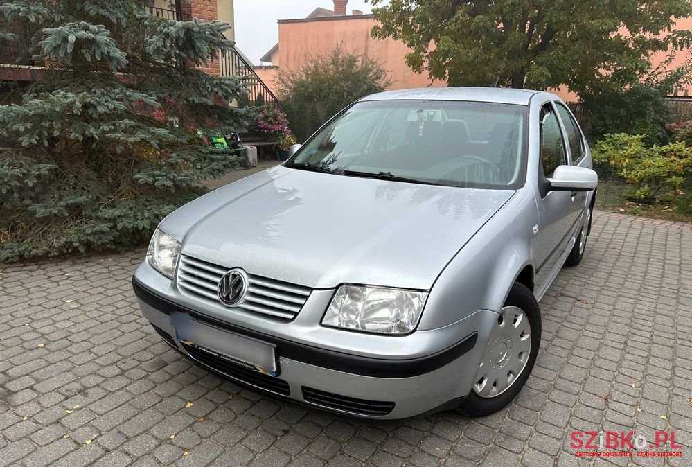 2003' Volkswagen Bora photo #1