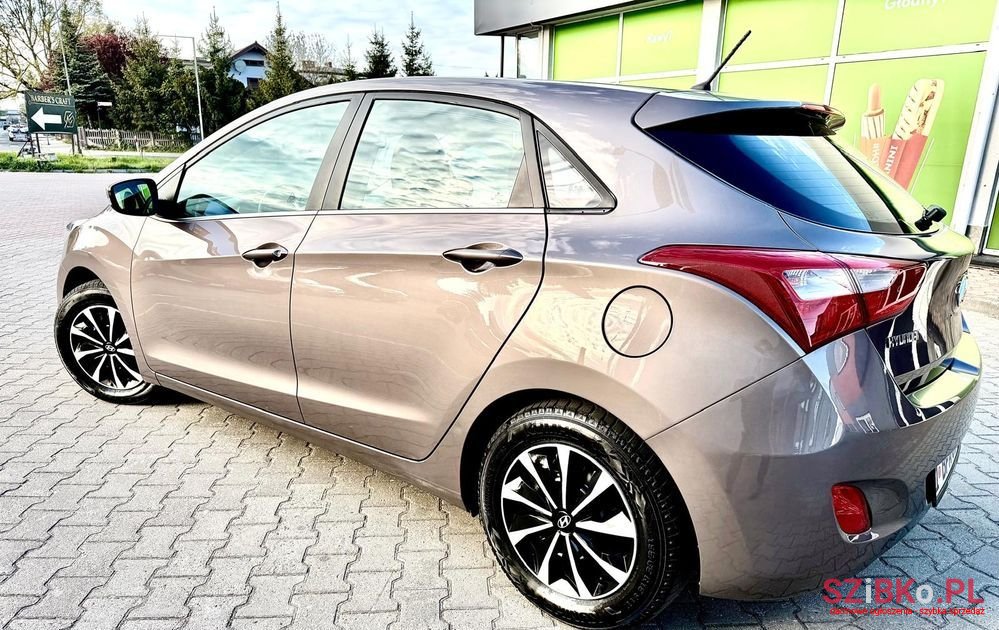 2013' Hyundai i30 1.4 Premium photo #3