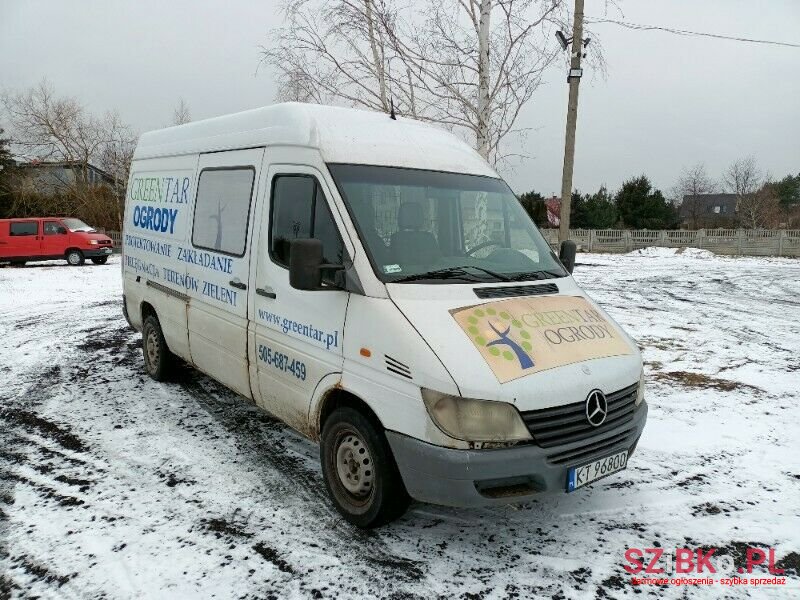 2001' Mercedes-Benz Sprinter photo #2