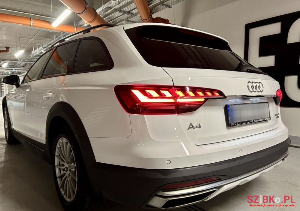 2020' Audi A4 Allroad photo #3
