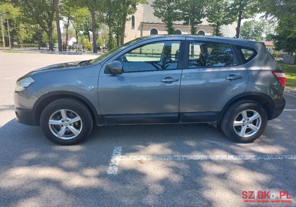 2012' Nissan Qashqai photo #2