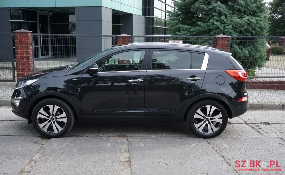 2010' Kia Sportage photo #2