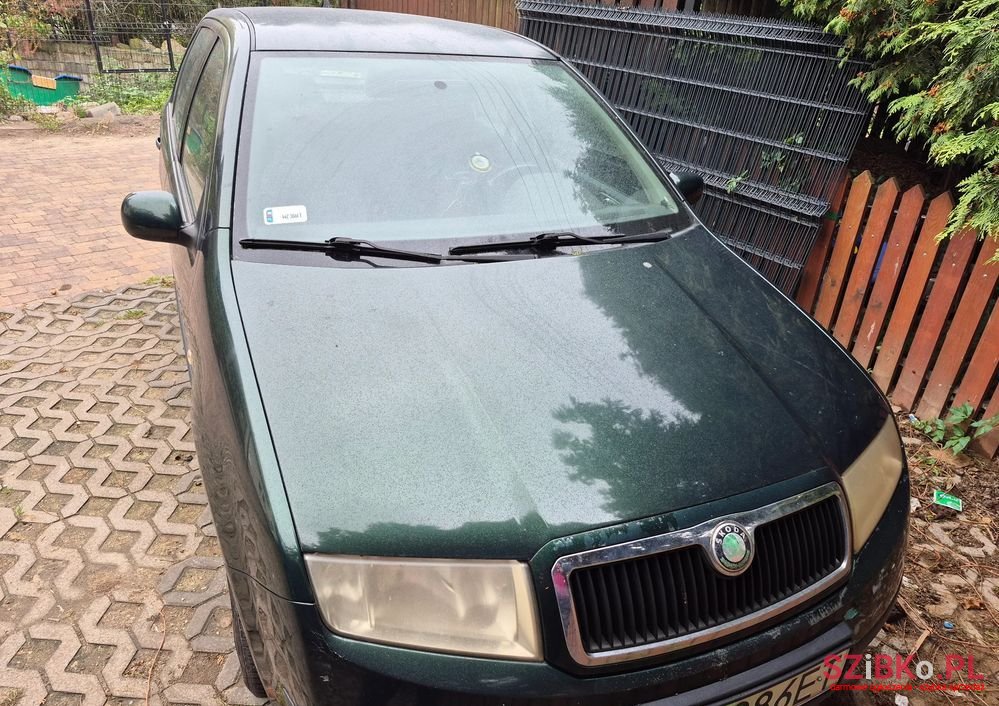 2004' Skoda Fabia photo #2