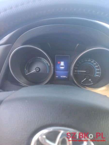 2015' Toyota Auris photo #4