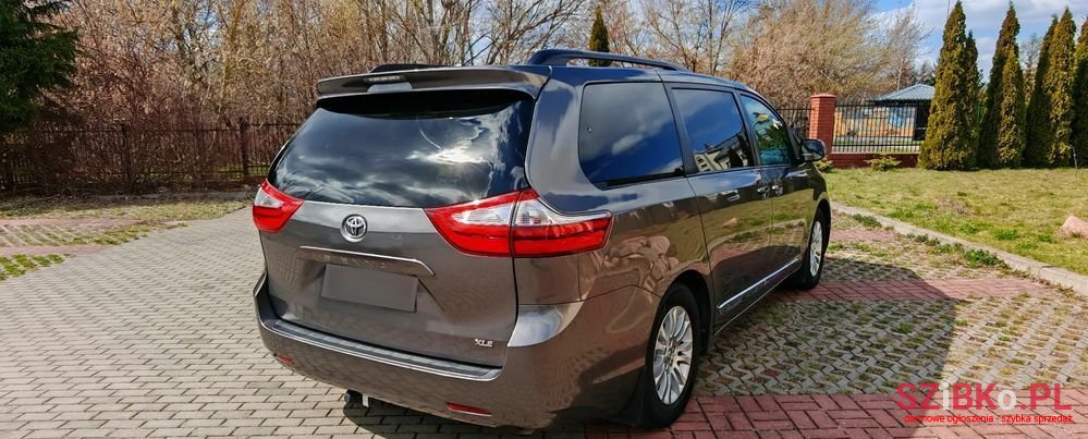 2015' Toyota Sienna 3.5 V6 Xle Awd photo #5