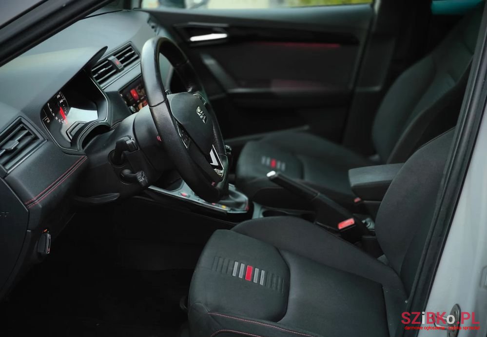 2018' SEAT Arona photo #6