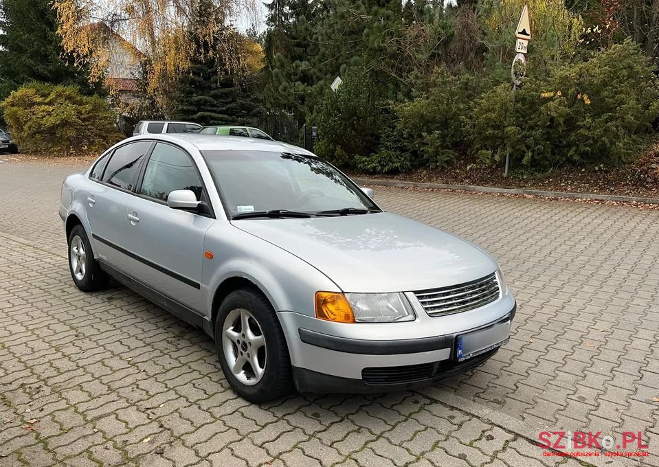 1997' Volkswagen Passat photo #1