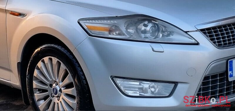2010' Ford Mondeo photo #1