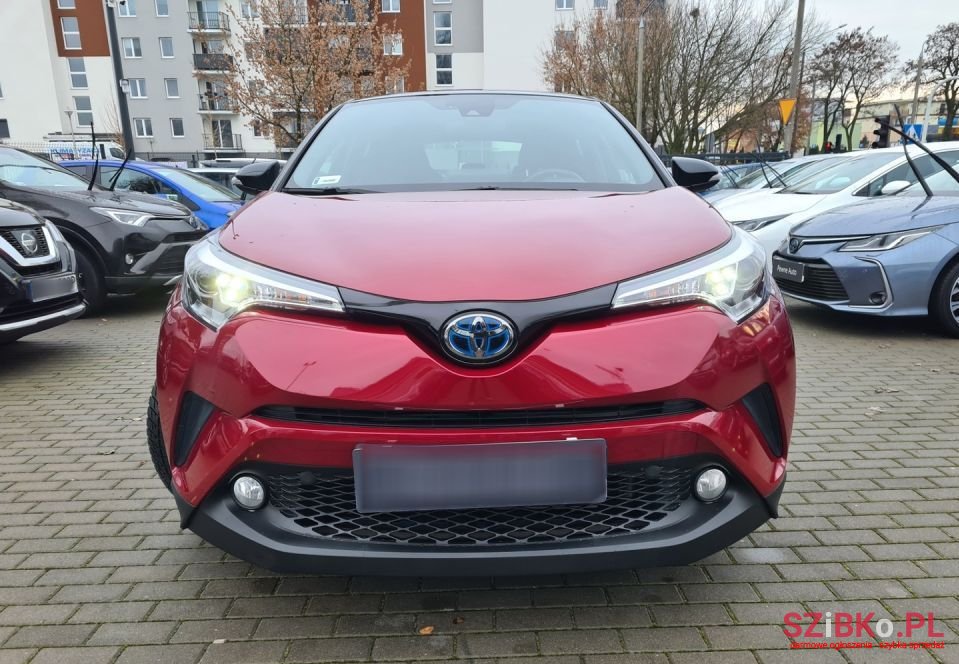 2018' Toyota C-HR photo #5