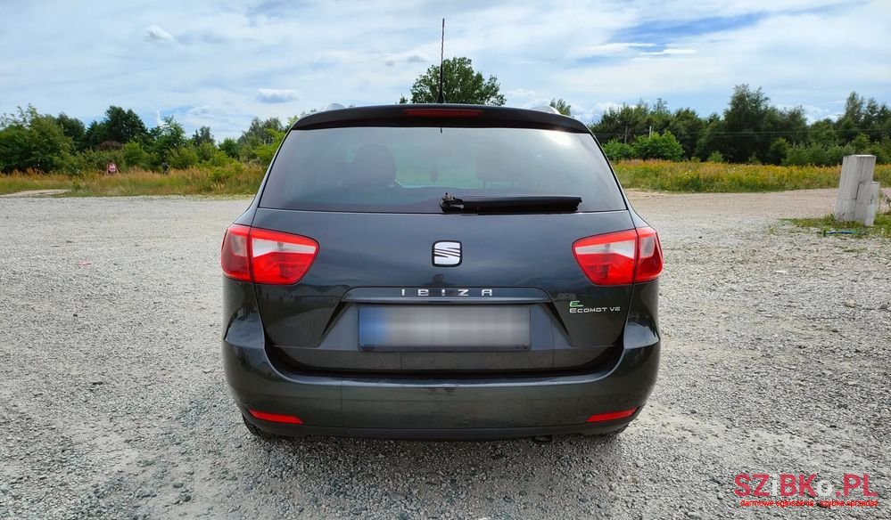 2011' SEAT Ibiza photo #2
