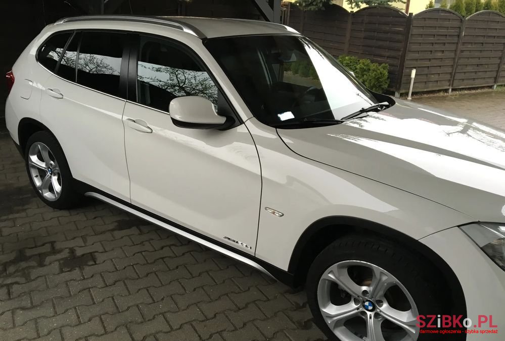 2010' BMW X1 Xdrive23D photo #6