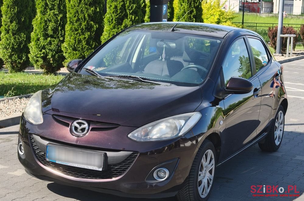 2011' Mazda 2 1.3 Exclusive photo #1