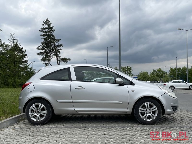 2008' Opel Corsa photo #5