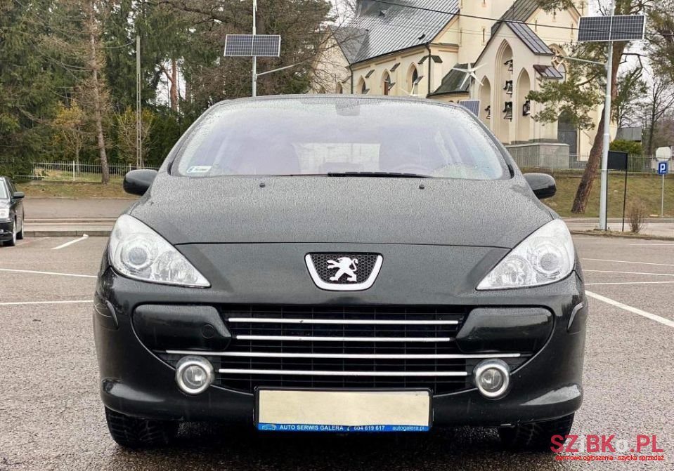 2005' Peugeot 307 Sport photo #2