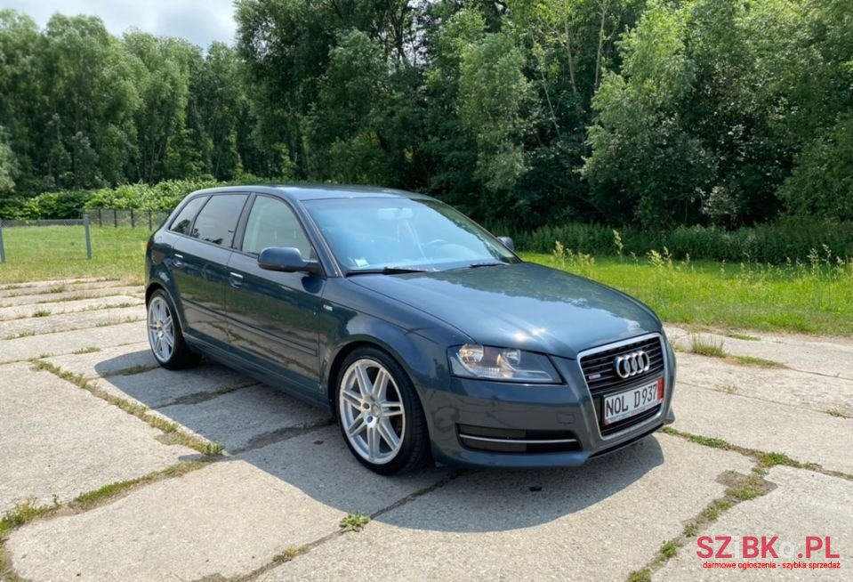 2010' Audi A3 photo #2