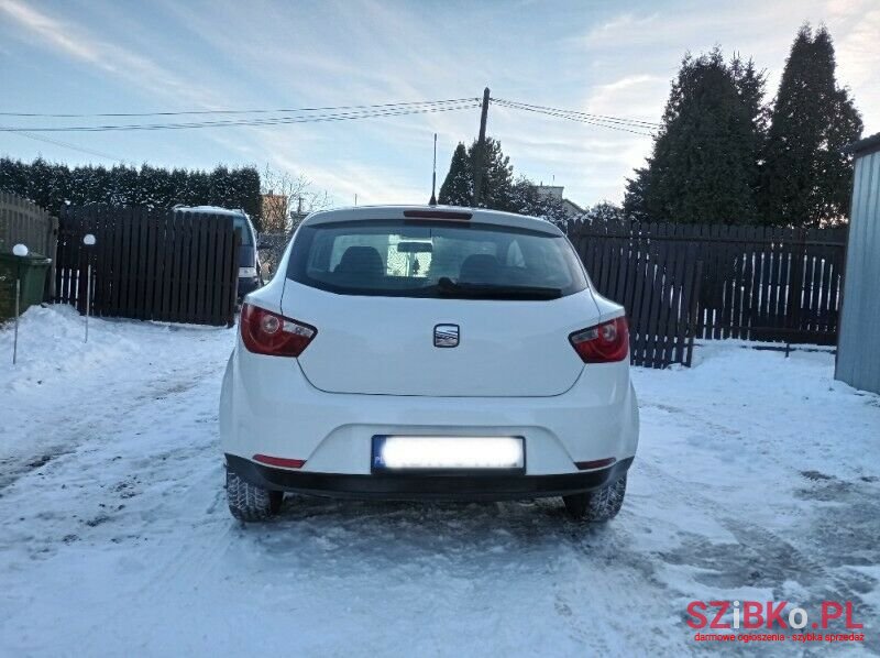 2011' SEAT Ibiza photo #6