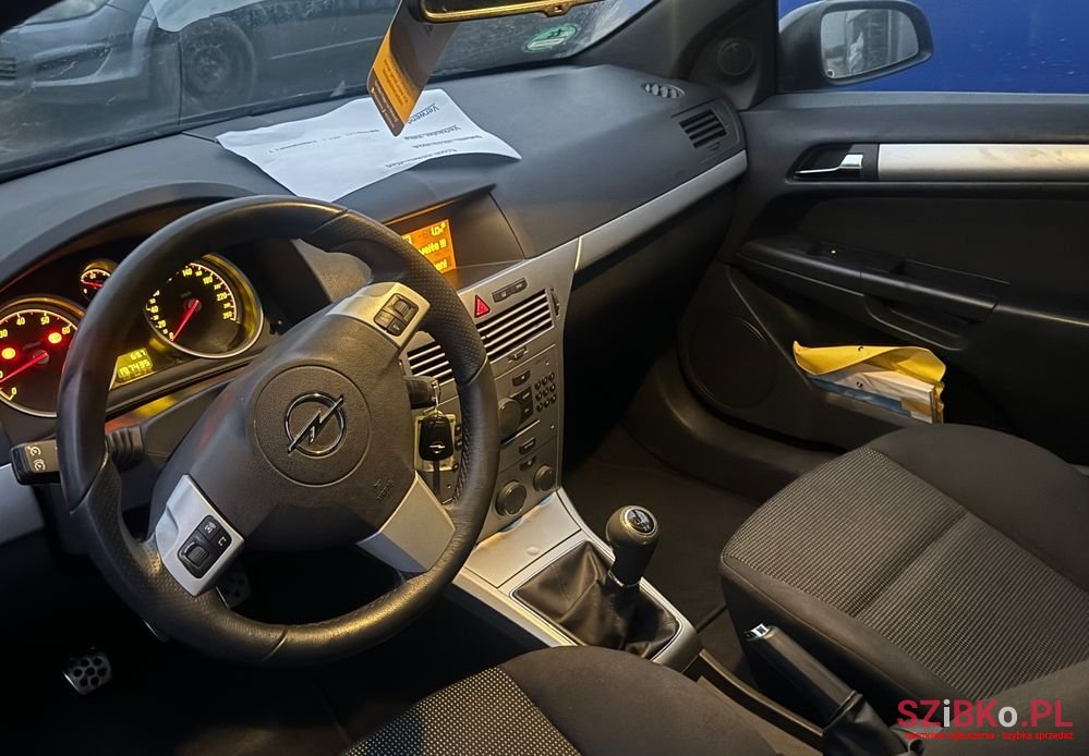 2007' Opel Astra Cosmo photo #5