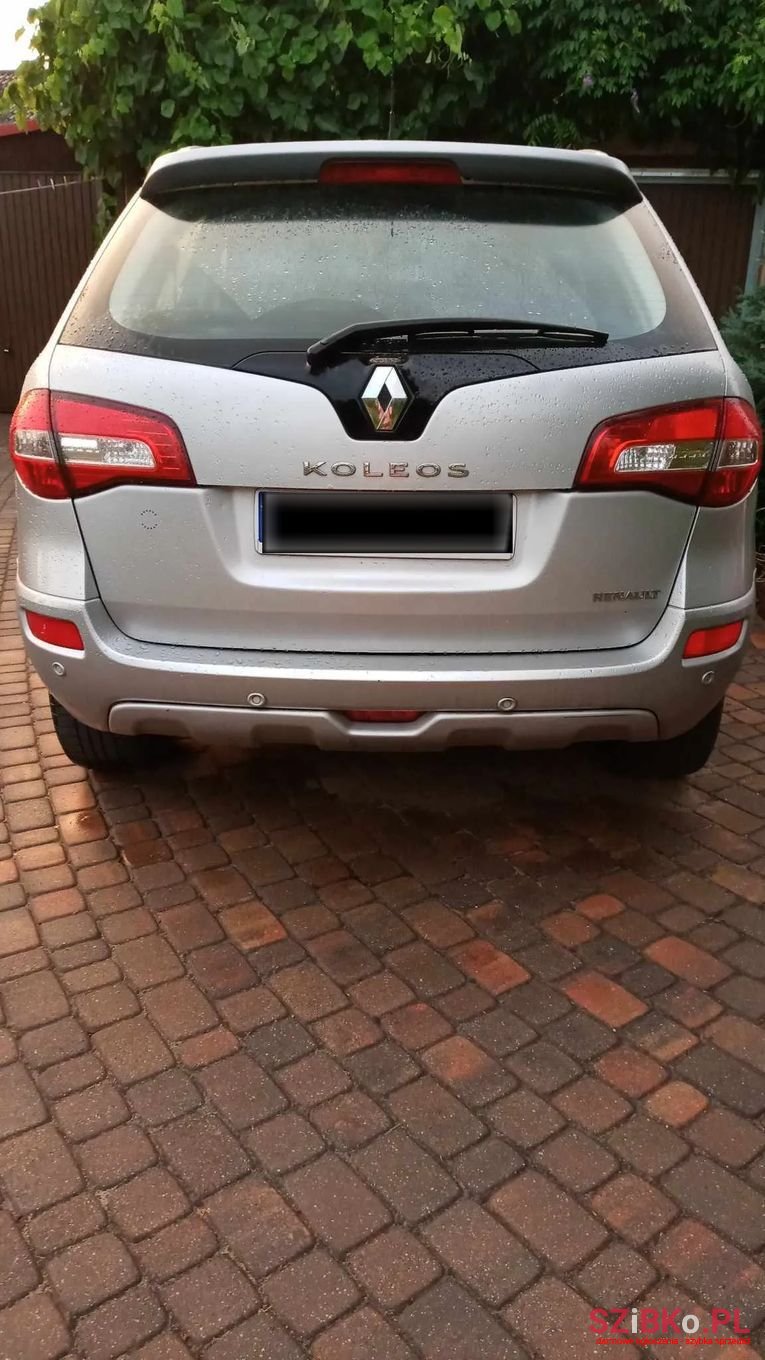 2010' Renault Koleos photo #6