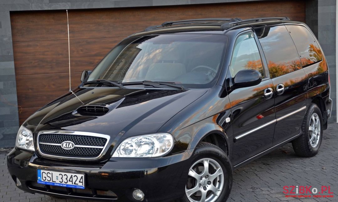2006' Kia Carnival photo #1