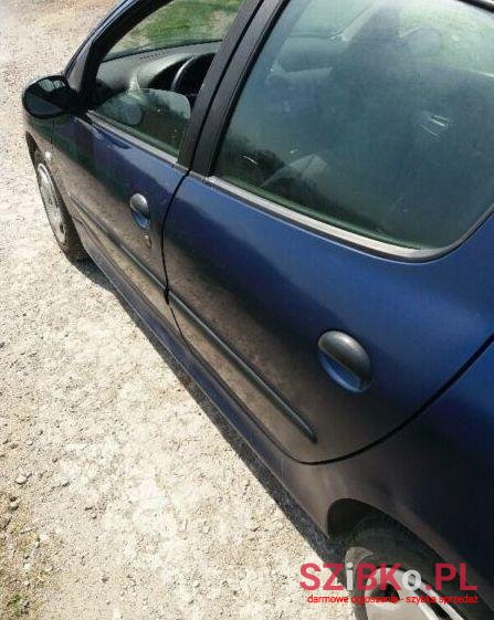 2002' Peugeot 206 photo #1