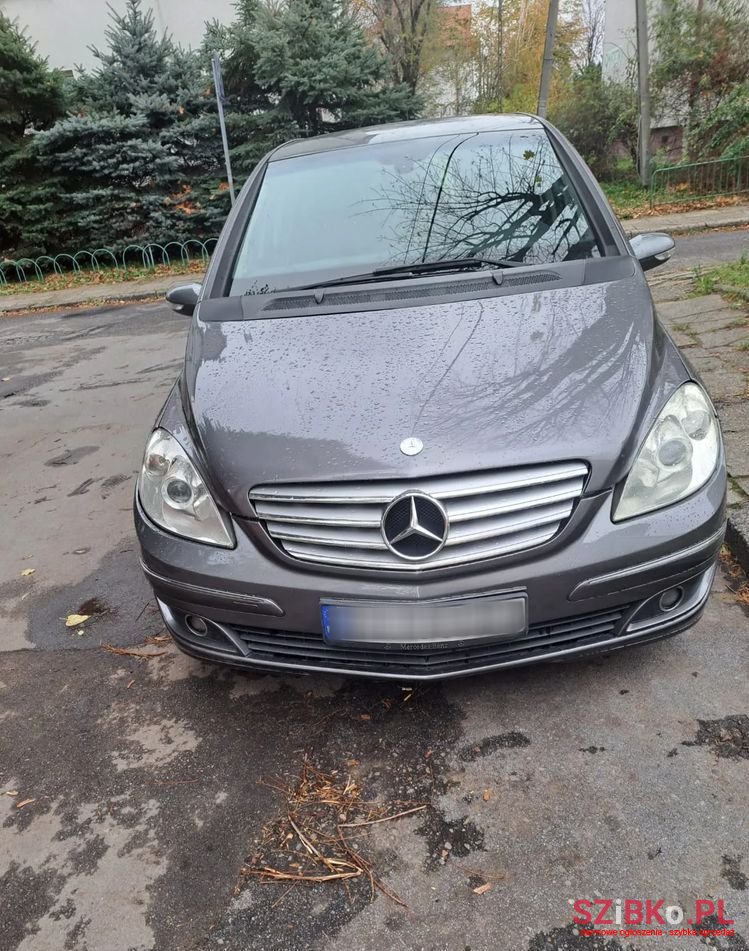 2008' Mercedes-Benz B-Class 180 Cdi photo #2