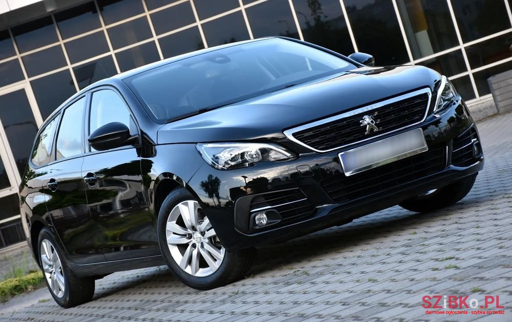 2021' Peugeot 308 photo #2