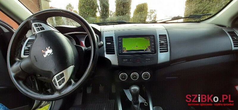 2008' Peugeot 4007 photo #4