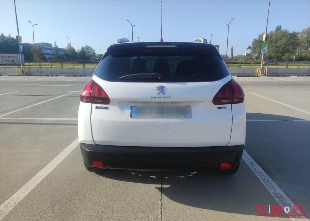 2017' Peugeot 2008 photo #5