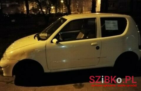 2005' Fiat 600 photo #1