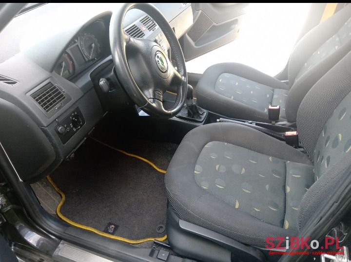 2005' Skoda Fabia photo #4