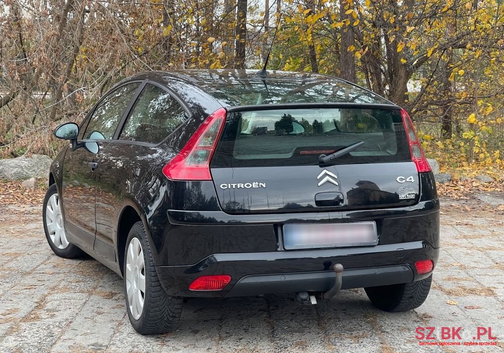 2008' Citroen C4 Coupe photo #4