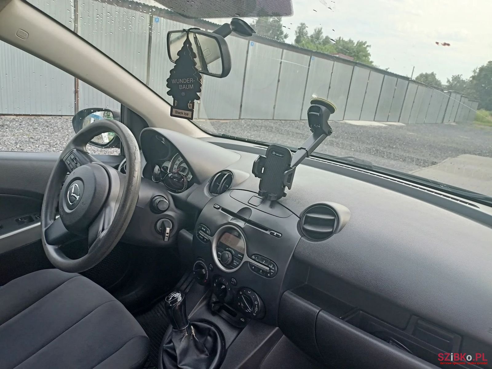 2008' Mazda 2 photo #5