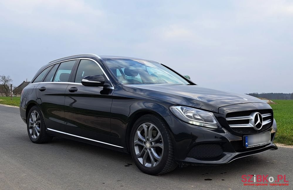 2014' Mercedes-Benz C-Class photo #2