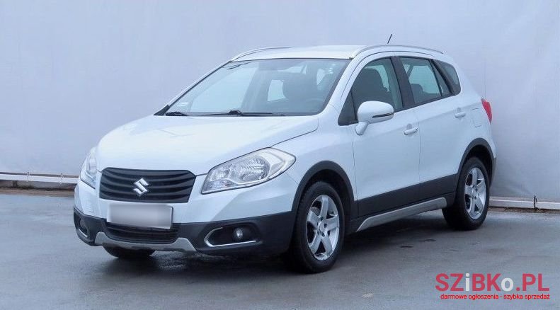 2014' Suzuki SX4 S-Cross photo #1